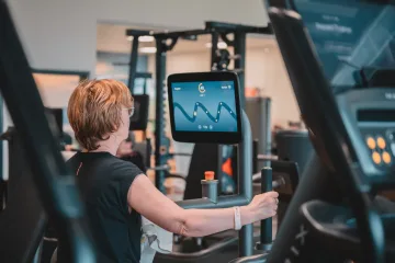 sporten voorbereiding ski of snowboard met eGym
